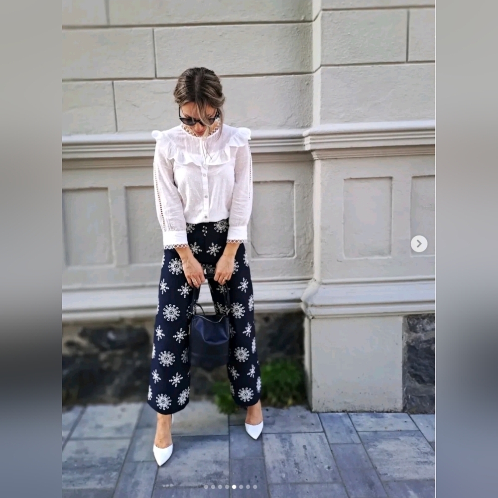 Zara Black and White Patterned Women's Cropped Jeans